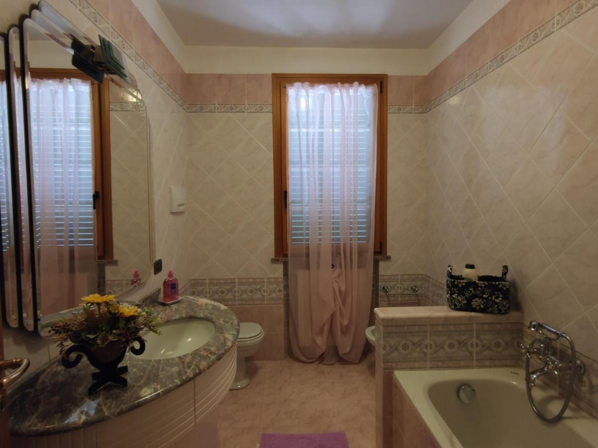 Relax In Collina A Due Passi Dal Mare Apartment Torriana Екстериор снимка